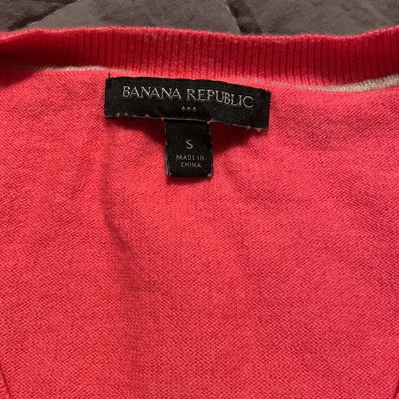 Banana Republic Sweater - Picture 2 of 3